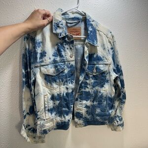 Levi’s jean jacket